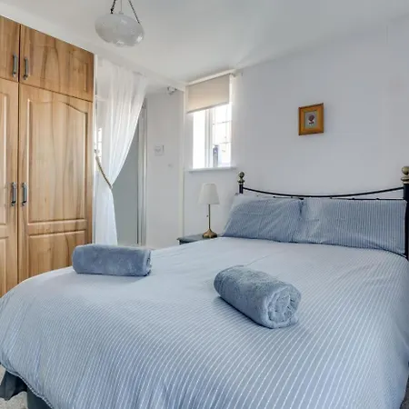 2 Bed In Oc-w985 * Γουίτμπι